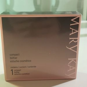 Mary Kay Magnetic Compact
